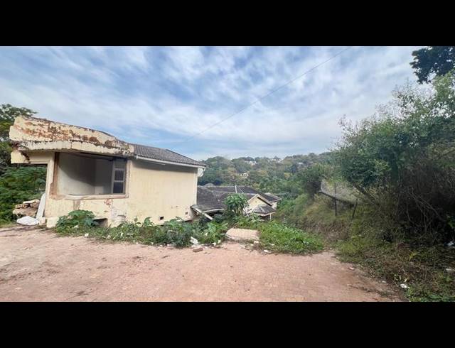 LAND FOR SALE IN DAWNCLIFFE